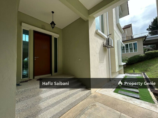 Banglo Kayangan Height 3 Storey For Sale