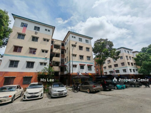 Pangsapuri Bandar Bukit Tinggi 2-Klang-Blok D Ground floor-Ready Now