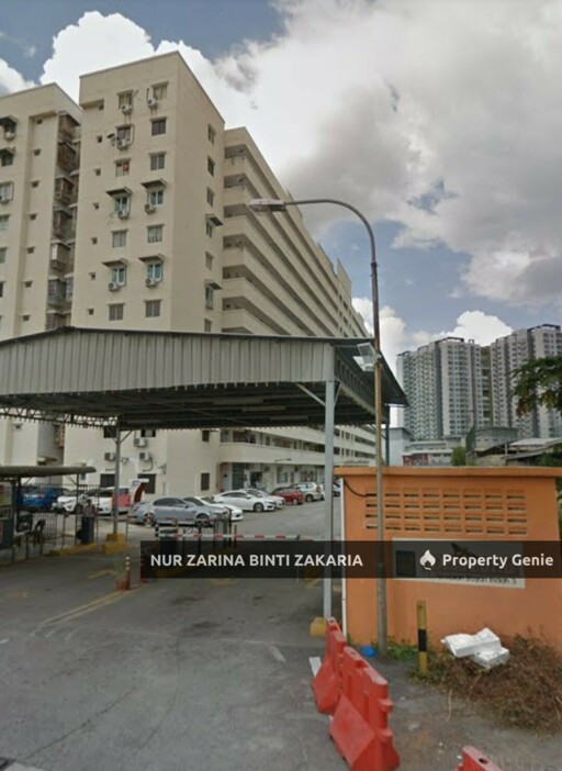 APARTMENT DESA PUTRA, BAYAN INDAH