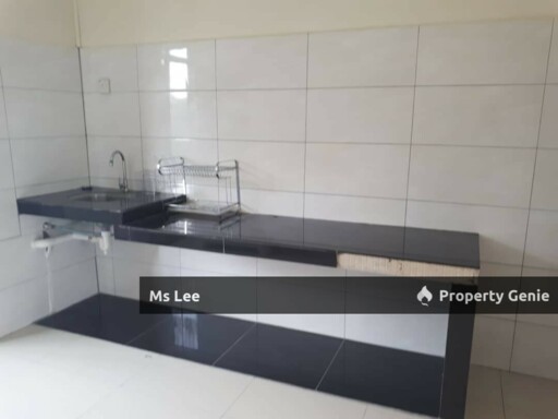 PKNS Flat @ Seksyen 24, Shah Alam-Blok 54 3rd floor-Sale Below Bank Value Rm30k
