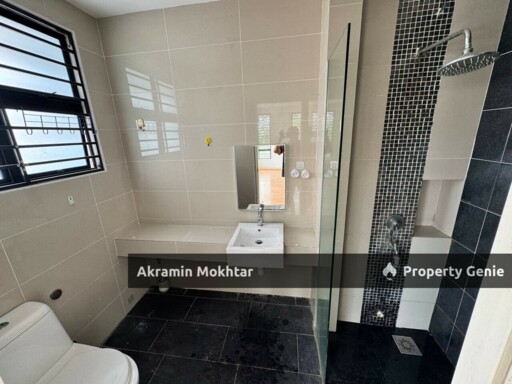 FREEHOLD & END LOT |  2 STOREY SUPERLINK HOUSE ILTIZAM ALAM SARI BANGI