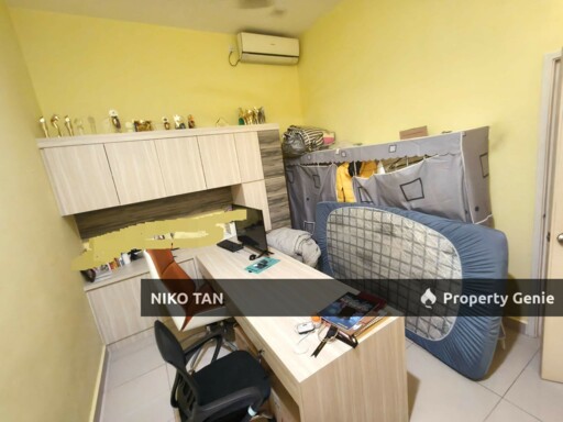 [PRIME AREA]2-Storey EJ 3, Ehsan Height For Sale