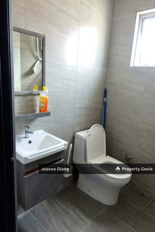 Cascadia Lake Vista Puchong