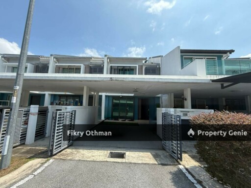 Double Storey Terrace Laman Mawar Kota Seriemas