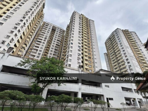 MAGNAVILLE CONDOMINIUM SELAYANG, SELANGOR