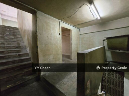 Ipoh Town Shop Lot 2 Storey For Rent - Super Crowded Location