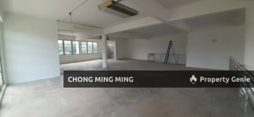 1.5 Storey Corner Shop for Rent @ Pusat Komersial Lobak