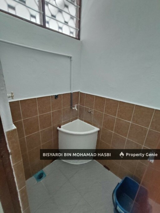 FACING OPEN UNIT- Single Storey Terrace Taman Desa Rhu, Sikamat Seremban.
