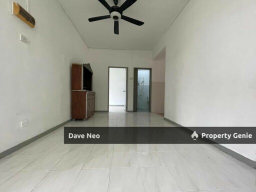 Sri Awana TownHouse • 3 Beds 2 Baths • Partial Furnished • Level 3