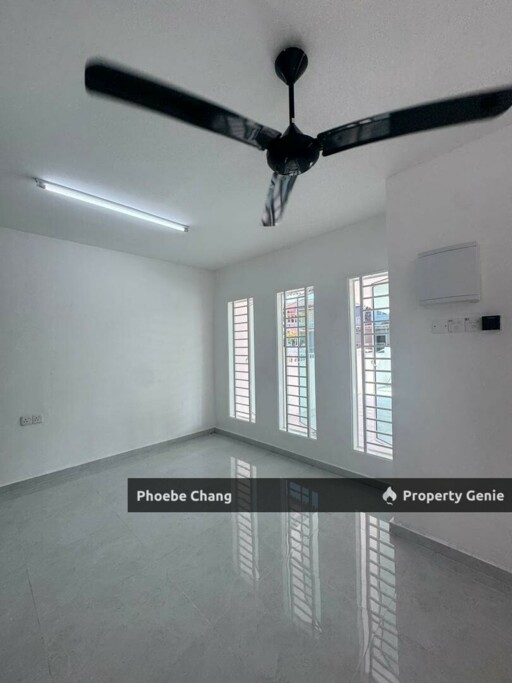 Beautiful & Spacious Fully Renovated Double Storey Terrace @Pekan Razaki, Gunung Rapat