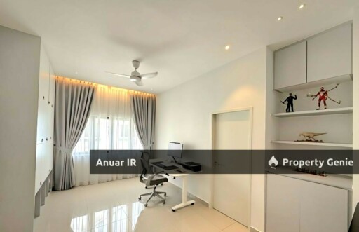 [Renovated End Lot Unit] Double Storey Terrace House Sejati Lakeside Cyber 10 Cyberjaya