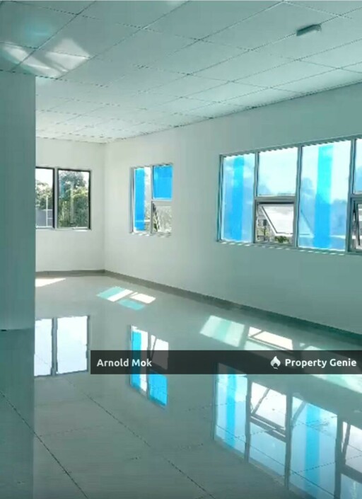 1.5 Storey Detached Factory at Lima Kedai for Rent