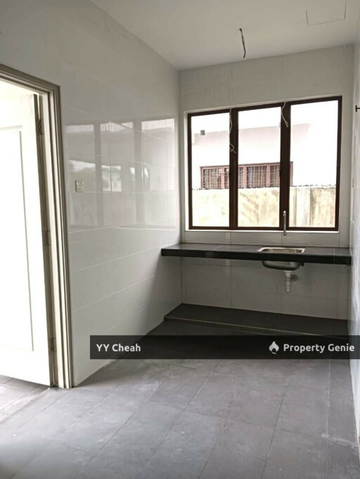 Ipoh Double Storey Unoccupied Bungalow For Sale 10k sq ft