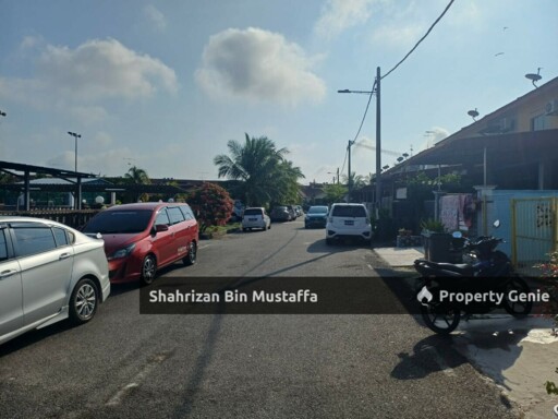 Taman Suria, Simpang Renggam