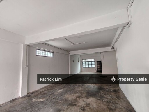 Melaka Baru Batu Berendam [Ground Floor] Shop Lot For Rent