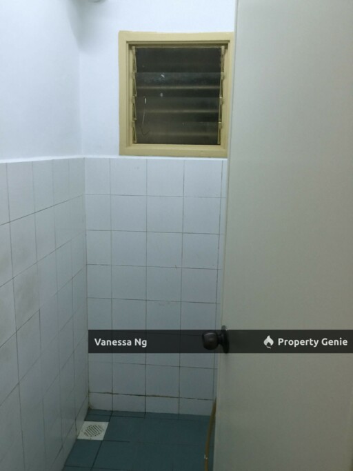 Flora Damansara Flat