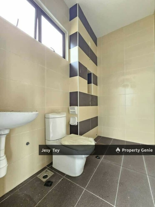Taman Seri Austin Double Storey Endlot Sales