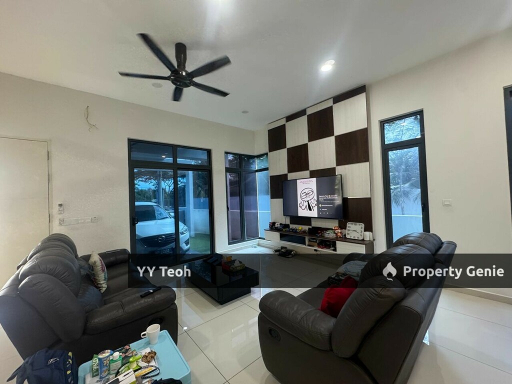 ENDLOT Ujong Pasir 8 Residence 2.5 Storey Superlink