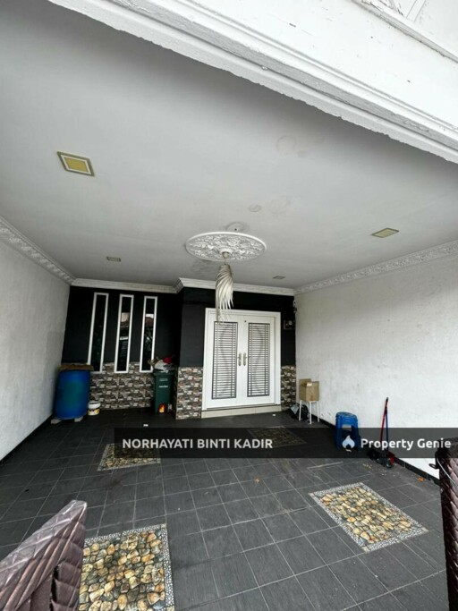 (FULLY RENOVATED) TERES SETINGKAT TAMAN TAS, KUANTAN