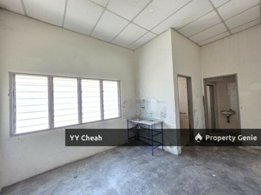 Bercham Idaman Double Storey House For Sale Facing Main Road Mature Area 22x70