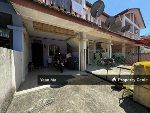 Townhouse Desa Mutiara Bandar Country Homes