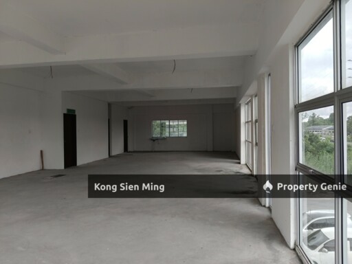 Sibu 3 Storey Shophhouse Corner at Jalan Teku
