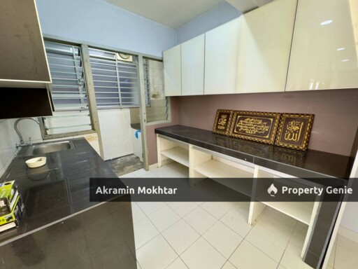 FREEHOLD, LOW LEVEL, RENOVATED & 2 PARKING | PANGSAPURI GAPURA BAYU JADE HILLS, KAJANG