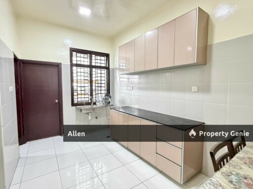 Jalan Perjiranan 12 @ Bandar Dato' Onn – Spacious 4BR with Unblocked View