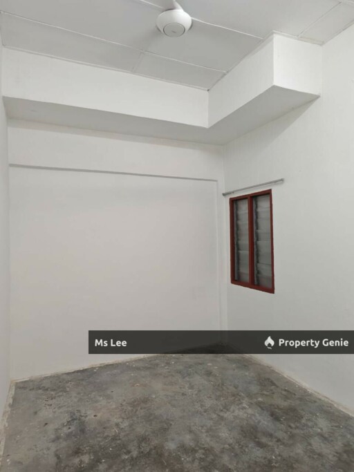 3rd floor Shop Apartment RM 300 (Behind Pasar Malam)-Taman Sentosa @ Klang-Ready Now