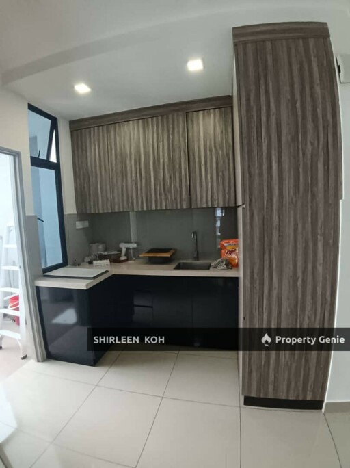 Female Room for Rent at Austin Regency @ Taman Moun Austin