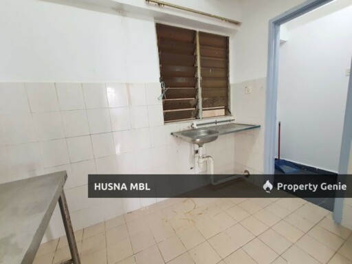 Pangsapuri Seri Ixora Shah Alam | Apartment Freehold 3 Bilik Baru Cat Menghadap Jalan Utama Seksyen 27
