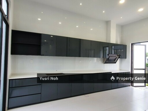 2 Storey, NARA Eco Ardence Setia Alam (Currently Tenanted)