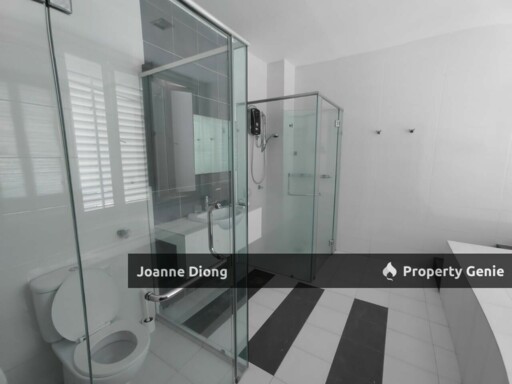 Bandar Utama Town House