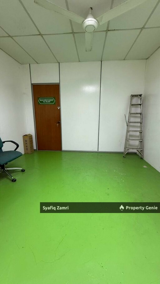 SHOPLOT 2 TINGKAT KEMUNTING, SEBELAH LYC KEMUNTING, KUANTAN