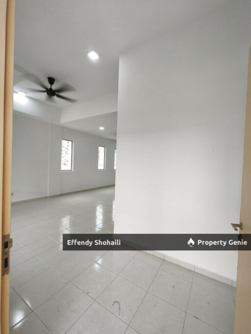 MYRA GARDEN KUNDANG END LOT