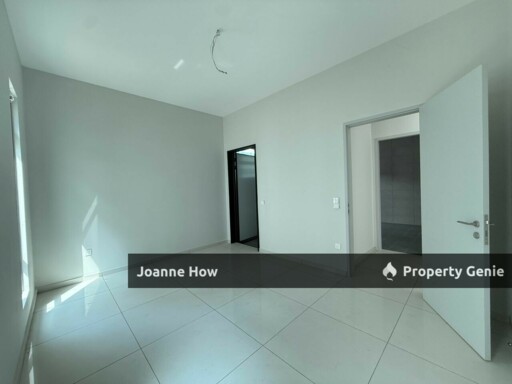Freehold Double Storey Semi-D 8 Residence Padang Temu Ujong Pasir