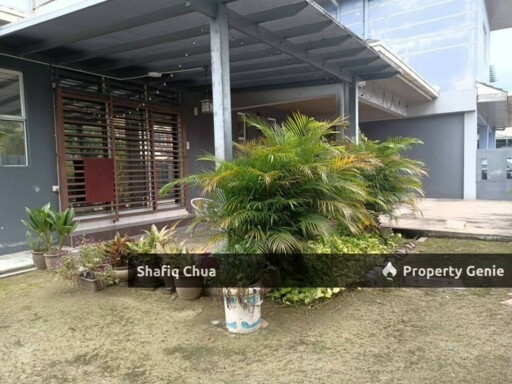 Corner Unit 3 Storey Semi-D Cluster Subang U9, Shah Alam For Sale