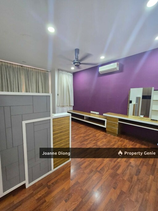 Double Storey House-Taman Puchong Hartamas