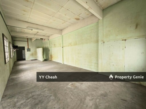 Ipoh Town Shop Lot 2 Storey For Rent - Super Crowded Location