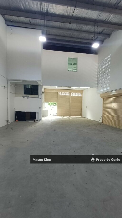 TAMAN NAGASARI CORNER 2-STOREY LIGHT INDUSTRY WAREHOUSE 3500sf BARE UNIT PERAI