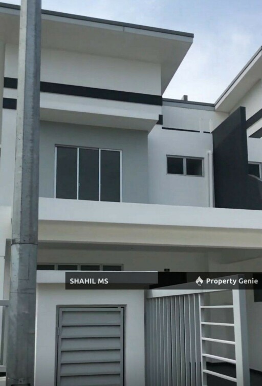 sp0093 || BANDAR PENAWAR JOHOR || TAMAN SRI PENAWAR || RUMAH TERES DUA TINGKAT || END LOT || BUMI LOT || LEASEHOLD || RM530,000