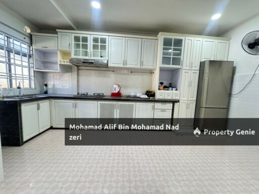 Rumah Cantik Teres 2 Tingkat For Sale !!! | Freegift