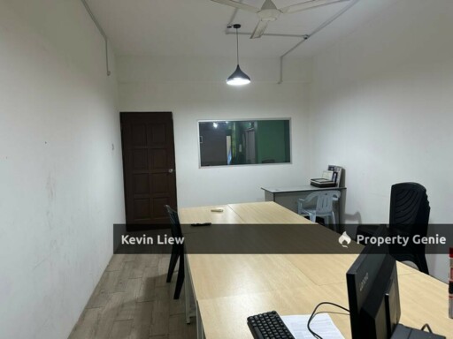 Jalan Keruing 1 Shoplot 1st Floor
