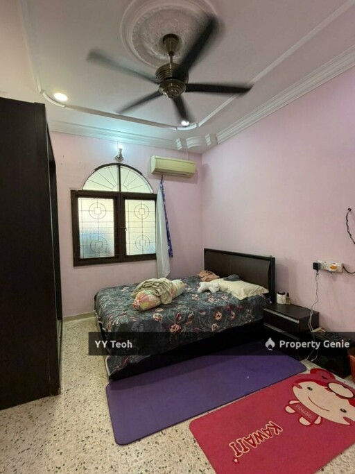 Pulau Gadong 1.5 Storey Terrace