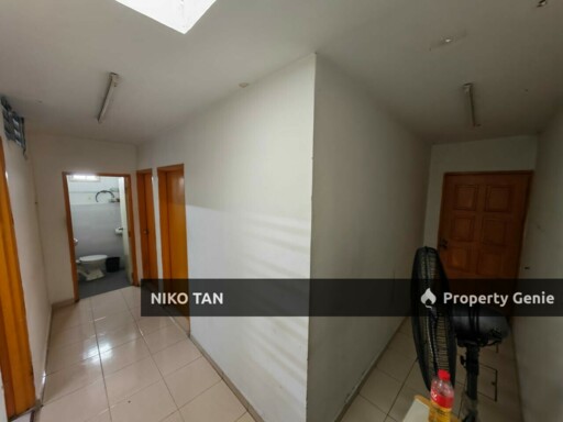 [END LOT] 2-Storey Jalan Keembong Johor Jaya For Sale