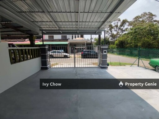 Taman Machap Jaya Simpang Renggam Cornet Lot Sale