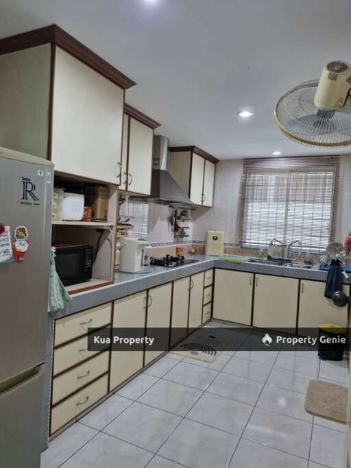 For Sale! BELOW MARKET VALUE! Double Storey Semi Detached House  at Taman Woodland, Stutong