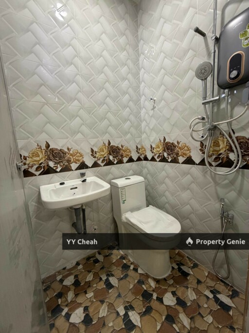 Taman Kampar Ipoh Town Single Storey Semi-D For Sale Renovated & Refurbished Beautiful Condition FREE SPA