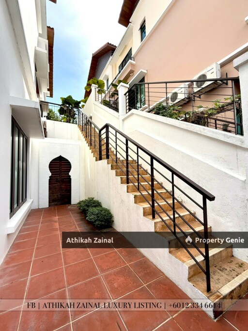 Kiara View, Sri Hartamas. Stunning 2.5 Storey Semid With Great Water Features.