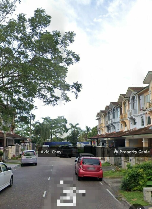 Bandar Putra, 2.5 Storey Terrace House (Good Condition)